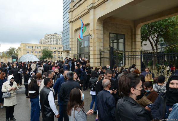В азербайджанских вузах налажены системы проверки COVID-сертификатов у студентов