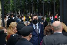 В БГУ объяснили причины скопления студентов перед корпусами вуза (ФОТО)