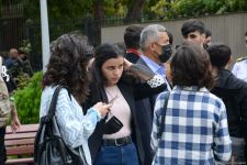 В БГУ объяснили причины скопления студентов перед корпусами вуза (ФОТО)
