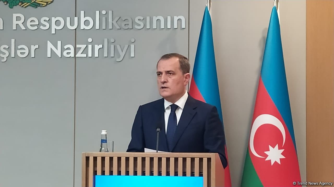 В Баку прошла пресс-конференция глав МИД Азербайджана и Чехии  (ФОТО/ВИДЕО)