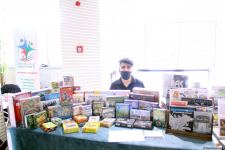 В Баку открылась Национальная книжная выставка-продажа, представлено более 50 000 книг (ФОТО)