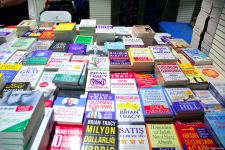 В Баку открылась Национальная книжная выставка-продажа, представлено более 50 000 книг (ФОТО)