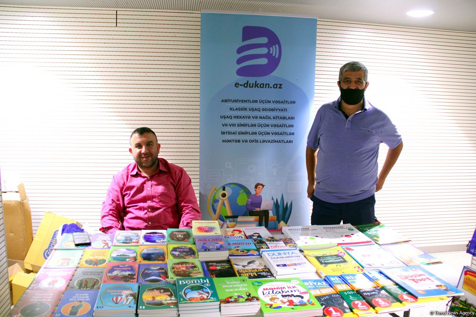 В Баку открылась Национальная книжная выставка-продажа, представлено более 50 000 книг (ФОТО)