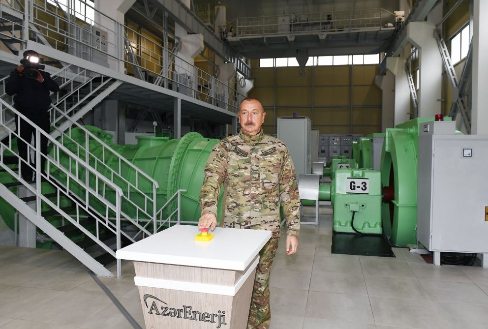 Президент Ильхам Алиев совершил поездку в Тертерский и Бардинский районы (ФОТО/ВИДЕО)