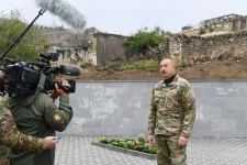 Президент Ильхам Алиев поднял флаг Азербайджана в селе Талыш Тертерского района (ФОТО)