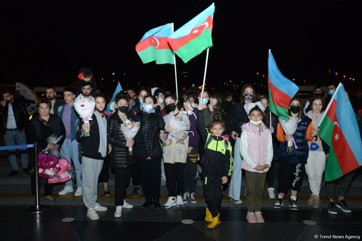 Azerbaijani gymnasts bring medals of European Championship to Baku (PHOTO)