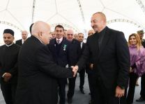 Президент Ильхам Алиев встретился с представителями общественности Джебраильского района,  заложил фундамент мемориального комплекса и дал старт восстановлению города Джебраил (ФОТО)