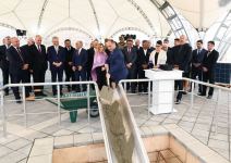 Президент Ильхам Алиев встретился с представителями общественности Джебраильского района,  заложил фундамент мемориального комплекса и дал старт восстановлению города Джебраил (ФОТО)