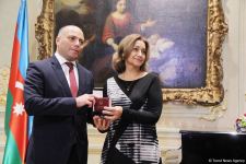 В Баку прошла церемония вручения государственных наград деятелям культуры (ФОТО)