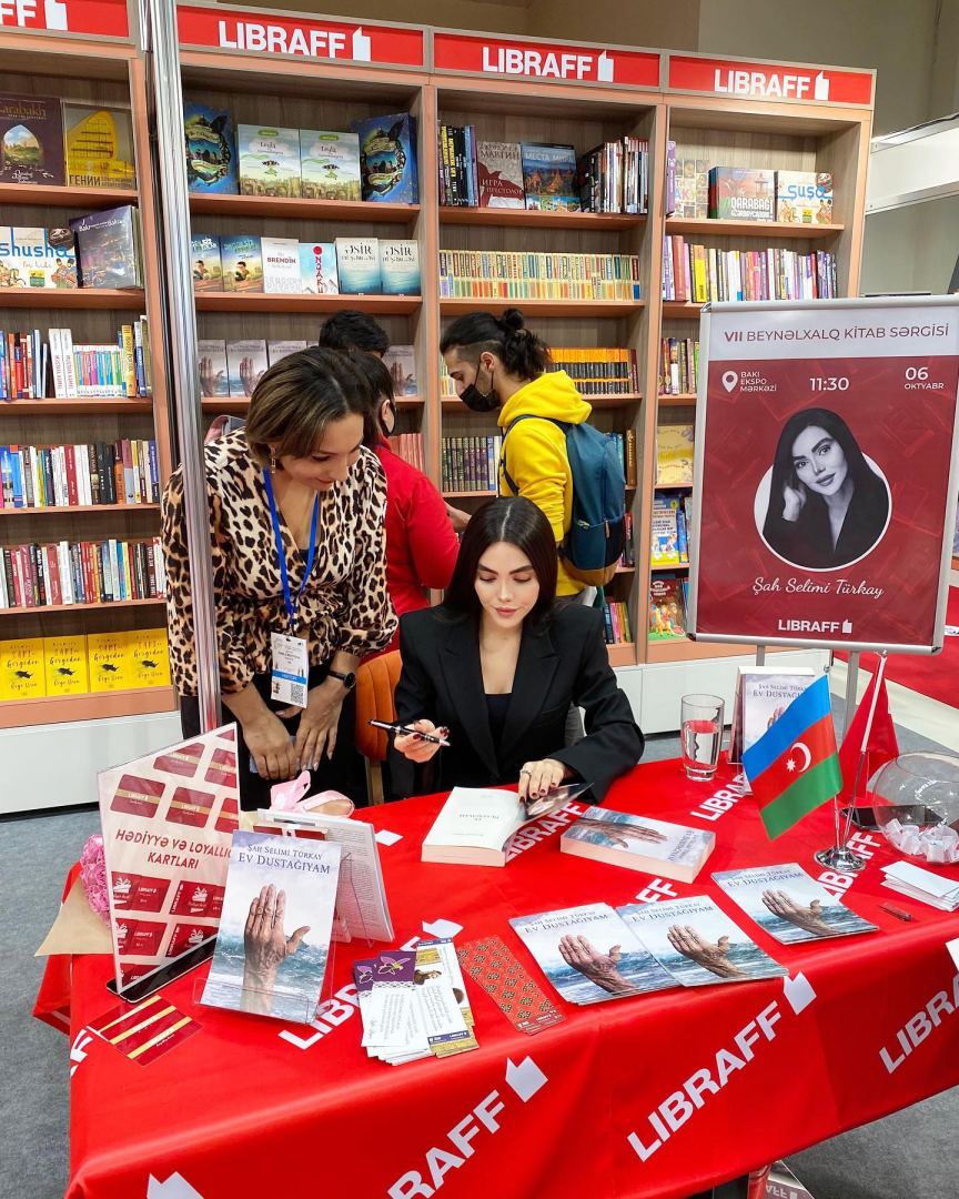 Яркие и интересные презентации на Бакинской международной книжной выставке (ВИДЕО, ФОТО)