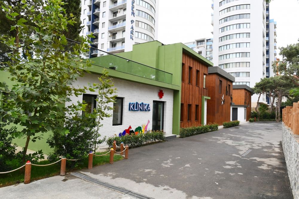 President Ilham Aliyev and First Lady Mehriban Aliyeva attend inauguration of Baku Zoological Park after reconstruction (PHOTO)