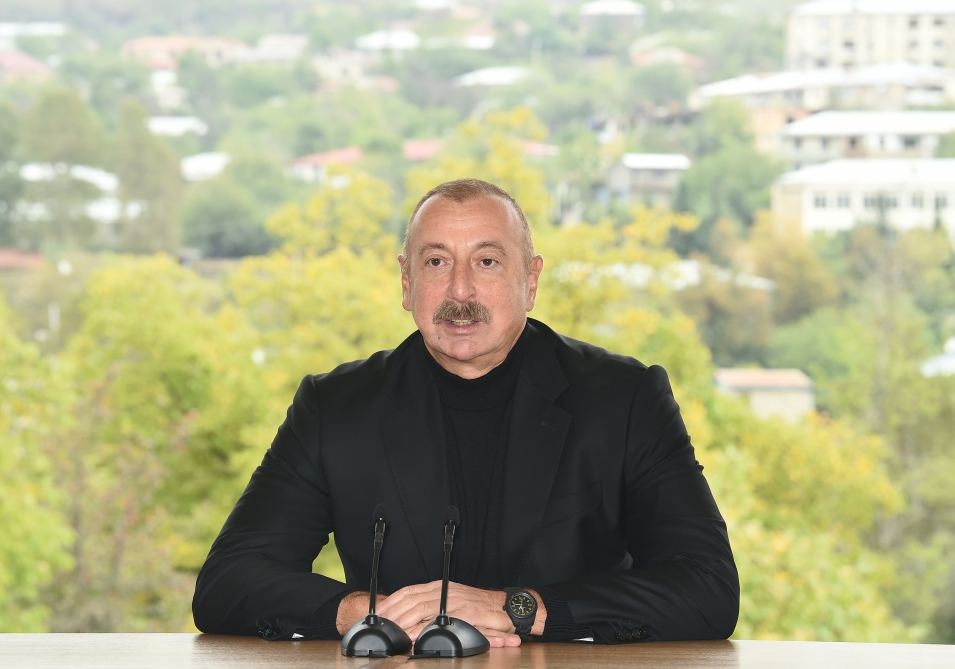 Президент Ильхам Алиев встретился с представителями общественности Ходжавендского района (ФОТО/ВИДЕО) (версия 2)