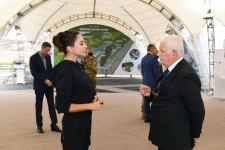 Президент Ильхам Алиев и первая леди Мехрибан Алиева встретились с представителями общественности Физулинского района, заложили фундамент Мемориального комплекса и восстановления города (ФОТО)
