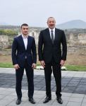Президент Ильхам Алиев и первая леди Мехрибан Алиева встретились с представителями общественности Физулинского района, заложили фундамент Мемориального комплекса и восстановления города (ФОТО)