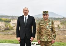 Президент Ильхам Алиев и первая леди Мехрибан Алиева встретились с представителями общественности Физулинского района, заложили фундамент Мемориального комплекса и восстановления города (ФОТО)