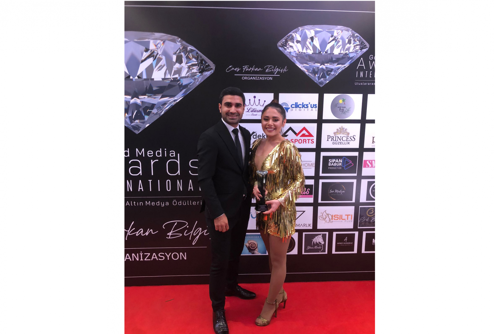 Представители Азербайджана награждены Gold Media Awards International в Турции (ФОТО)