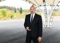 Президент Ильхам Алиев и Первая леди Мехрибан Алиева встретились с представителями общественности Зангилана (ФОТО/ВИДЕО)
