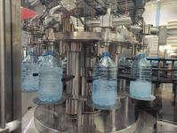 Azerbaijan to start exporting locally-produced mineral water to Europe (PHOTO)