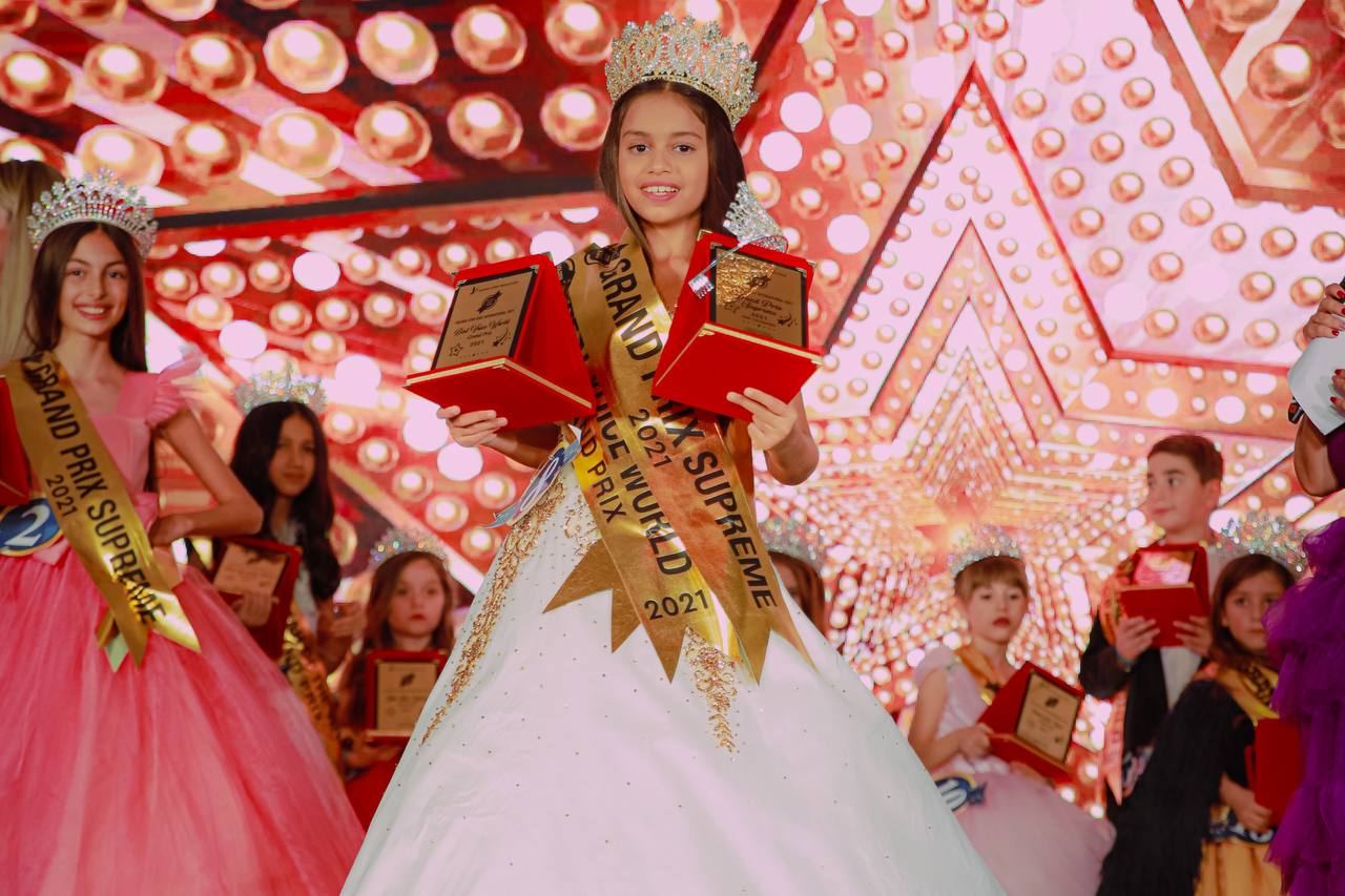 11-летняя Камилла Мамедзаде завоевала Гран-при Golden Star Kids International (ФОТО)