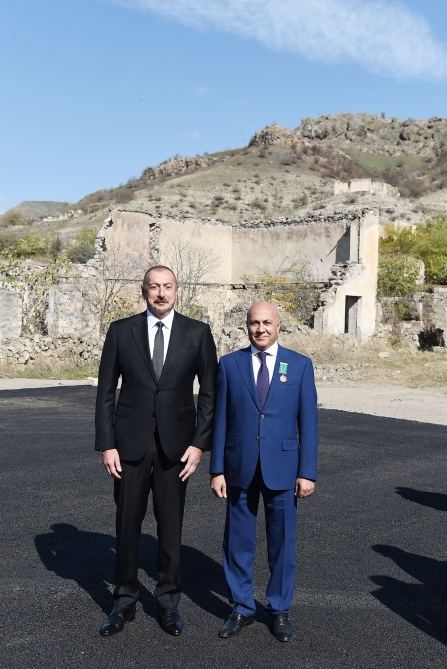 Президент Ильхам Алиев и Первая леди Мехрибан Алиева встретились с представителями общественности Губадлинского района (ФОТО/ВИДЕО)