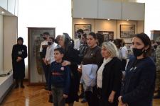В Баку открылась экспозиция в память о героях и шехидах Карабахской войны (ФОТО)