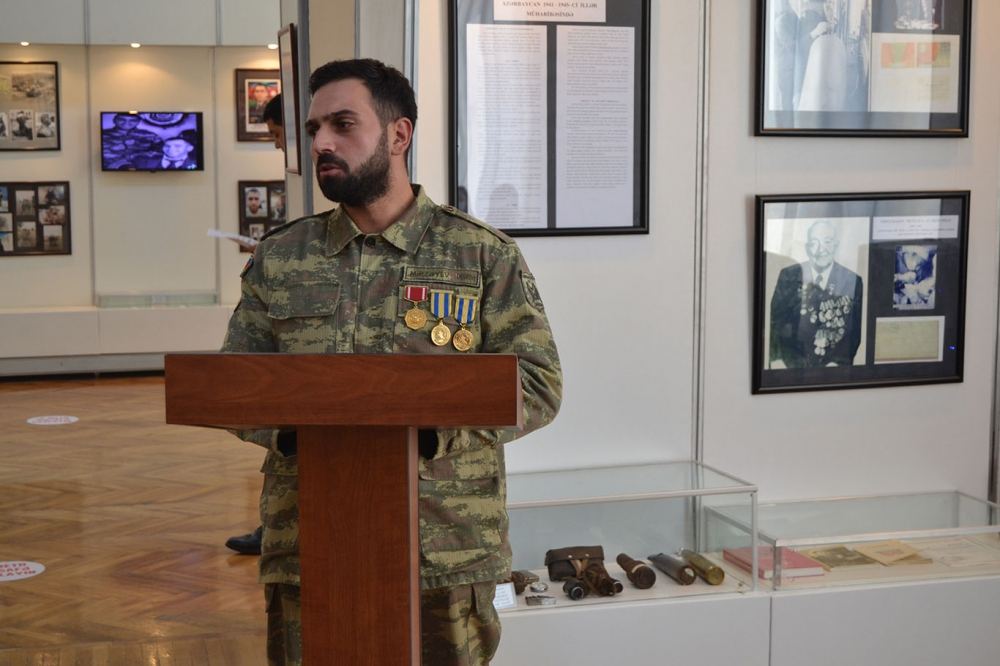 В Баку открылась экспозиция в память о героях и шехидах Карабахской войны (ФОТО)