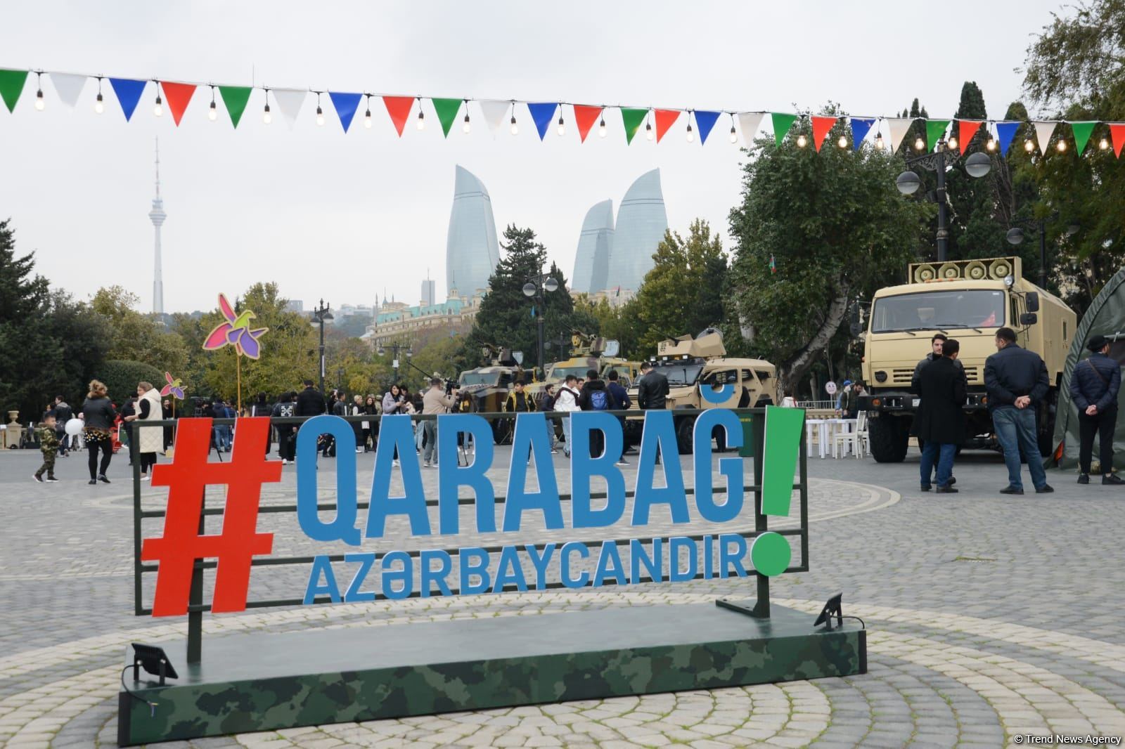 В Баку проходит благотворительная ярмарка Zəfər (ФОТОРЕПОРТАЖ)