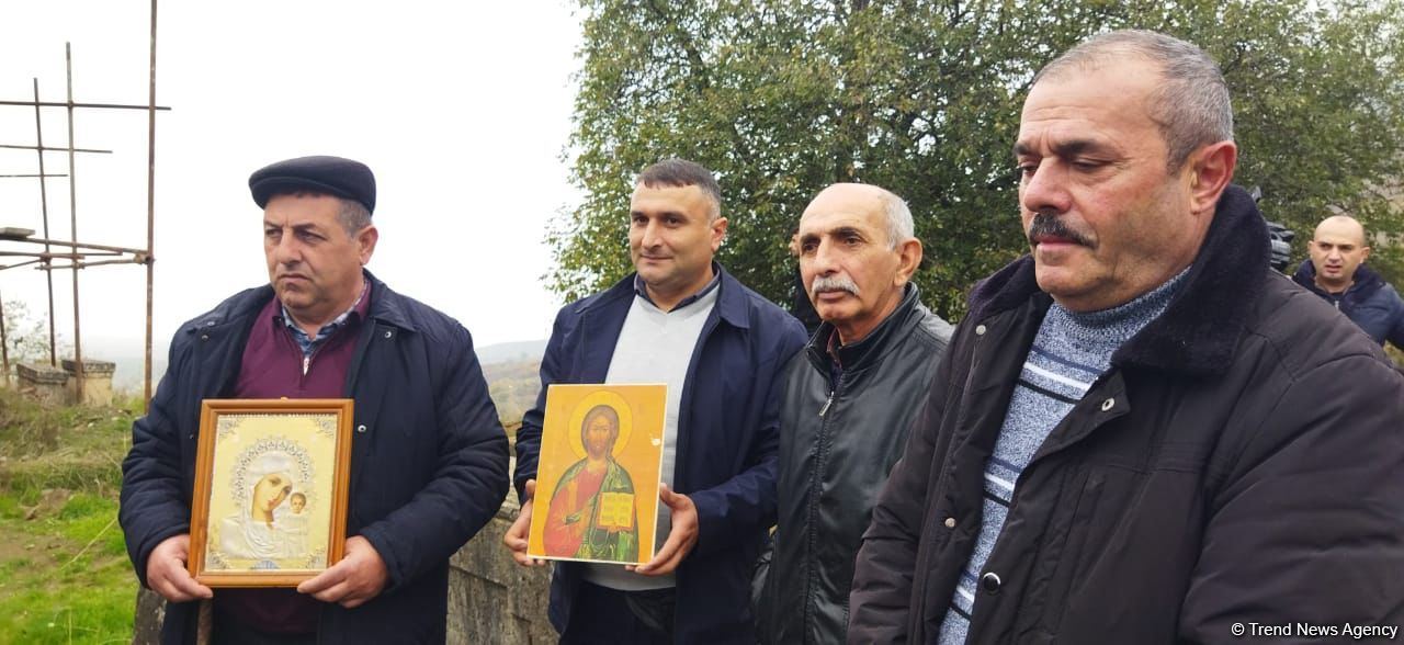 Представители Албано-удинской христианской религиозной общины посетили село Чинарлы Ходжавендского района (ФОТО)