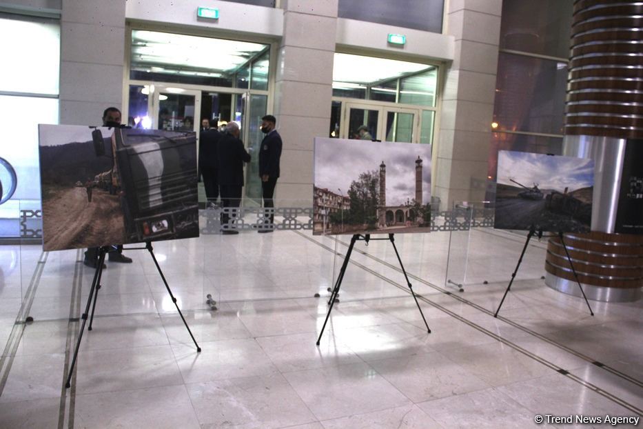 Во Дворце Гейдара Алиева состоялась торжественная премьера фильма "Шуша, ты свободна!" с уникальными реальными кадрами боев (ФОТО)