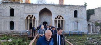 Participants of VIII Global Forum visit Ashagi Govkhar Agha mosque in Azerbaijan's Shusha (PHOTO)