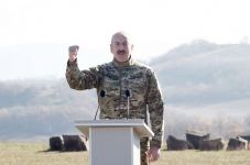 Президент Азербайджана, Верховный главнокомандующий Вооруженными силами Ильхам Алиев выступил перед военнослужащими в Шуше (ФОТО/ВИДЕО)
