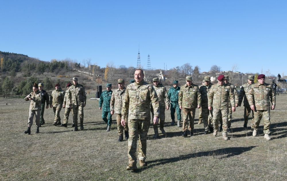Президент Азербайджана, Верховный главнокомандующий Вооруженными силами Ильхам Алиев выступил перед военнослужащими в Шуше (ФОТО/ВИДЕО)
