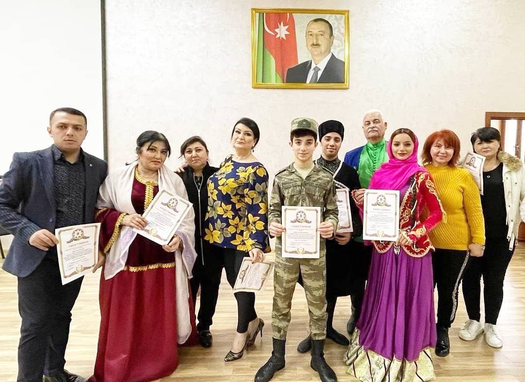 Известные актеры отметили День Победы с военнослужащими (ФОТО)