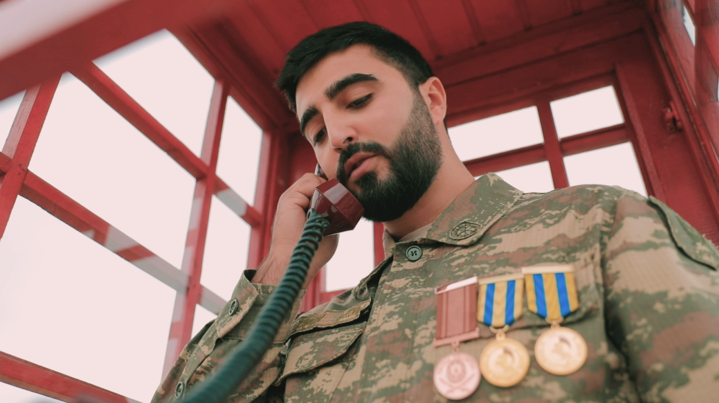 Очень трогательный фильм! Звонок из настоящего в 1993 год… Сын сообщает отцу о Победе Азербайджана (ВИДЕО, ФОТО)