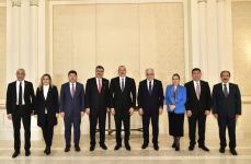 President Ilham Aliyev receives delegation led by head of the Turkish-Azerbaijani Interparliamentary Friendship Group (PHOTO/VIDEO)