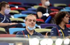 Захватывающие выступления и интригующая борьба - лучшие моменты первого дня чемпионата мира по прыжкам на батуте в Баку (ФОТО)