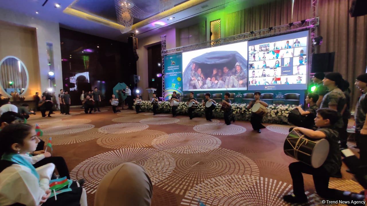 Baku holds V All-Republican Forum of Azerbaijani Children (PHOTO)