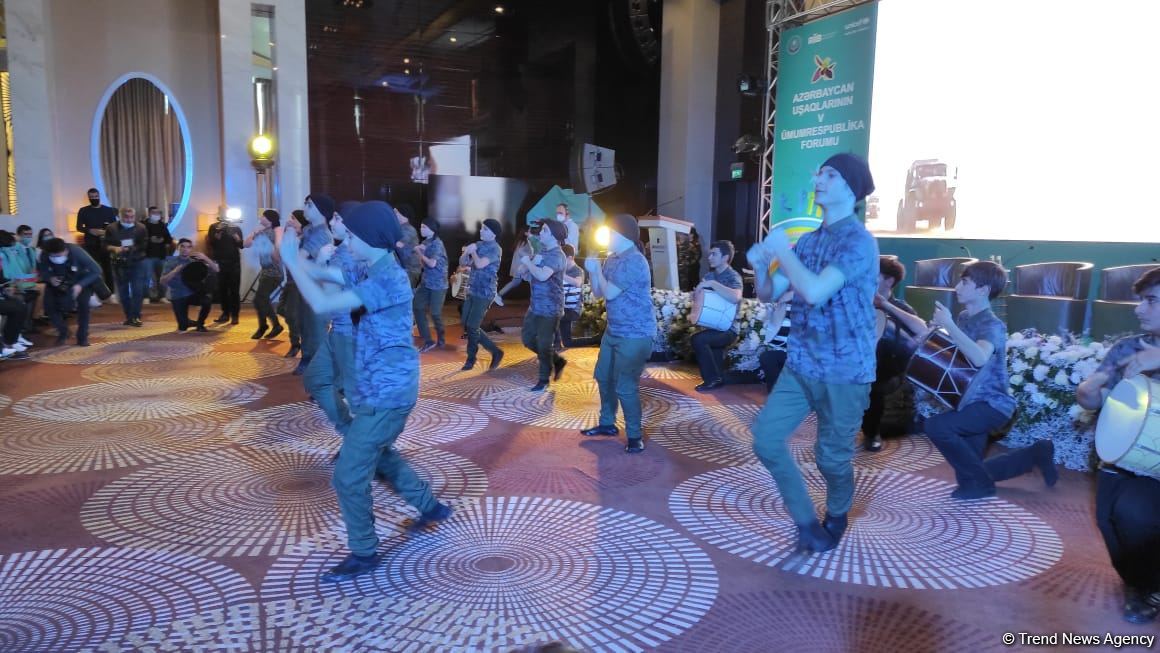 Baku holds V All-Republican Forum of Azerbaijani Children (PHOTO)