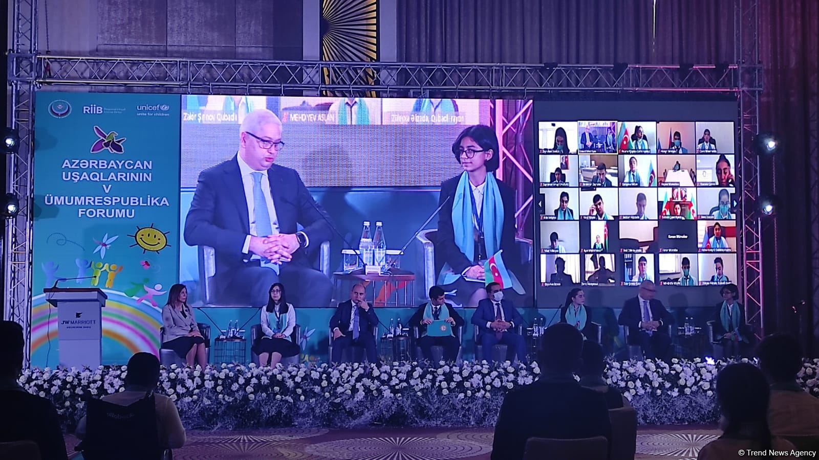 Baku holds V All-Republican Forum of Azerbaijani Children (PHOTO)