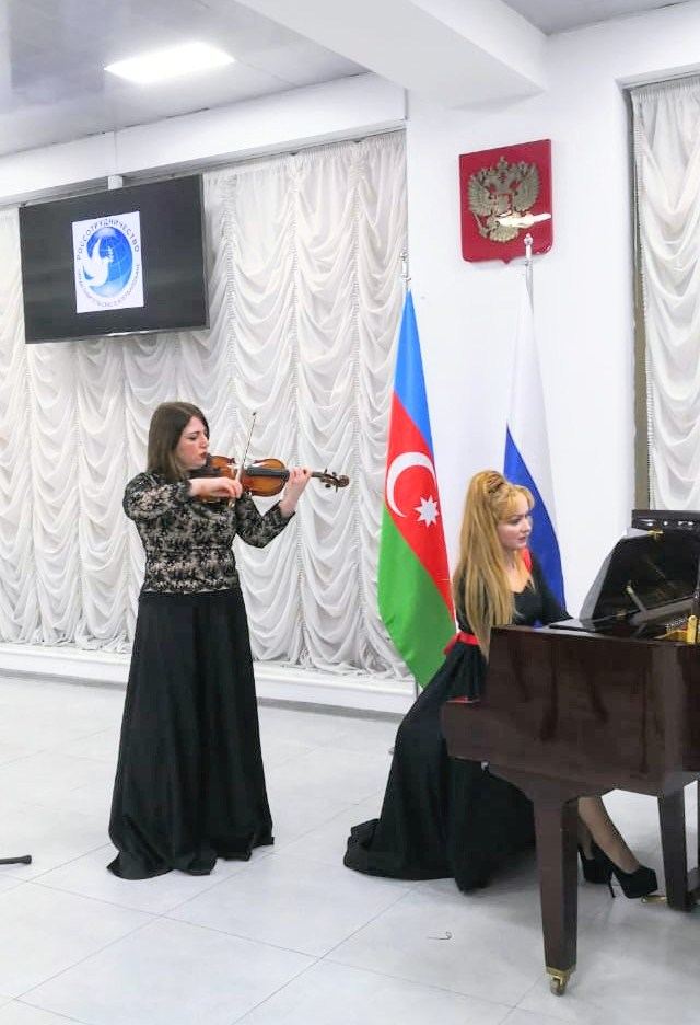 Одним ноябрьским вечером в Баку в атмосфере классической музыки (ВИДЕО, ФОТО)