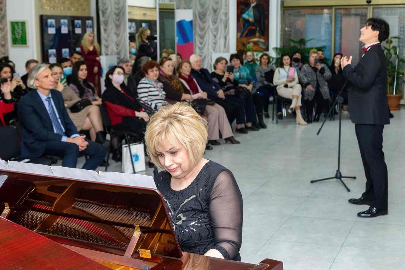 Одним ноябрьским вечером в Баку в атмосфере классической музыки (ВИДЕО, ФОТО)