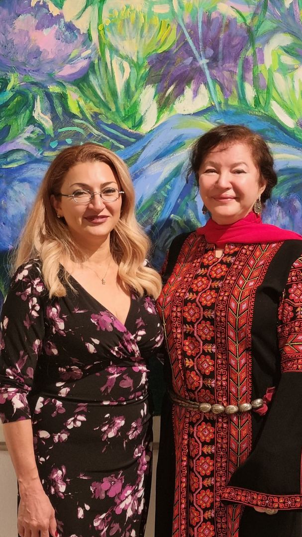 "Сады земные, сады небесные в Баку…" - Человеческая душа в картинах Инны Костиной (ФОТО)