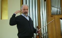 Все эти годы он ждал возвращения Карабаха! Всемирно известный музыкант Дмитрий Ситковецкий через 20 лет вернулся на Родину (ВИДЕО, ФОТО)