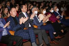 Зрители очень соскучились по театру. Фирдовси Атакишиев с великолепными актерами дарит яркие эмоции (ФОТО)