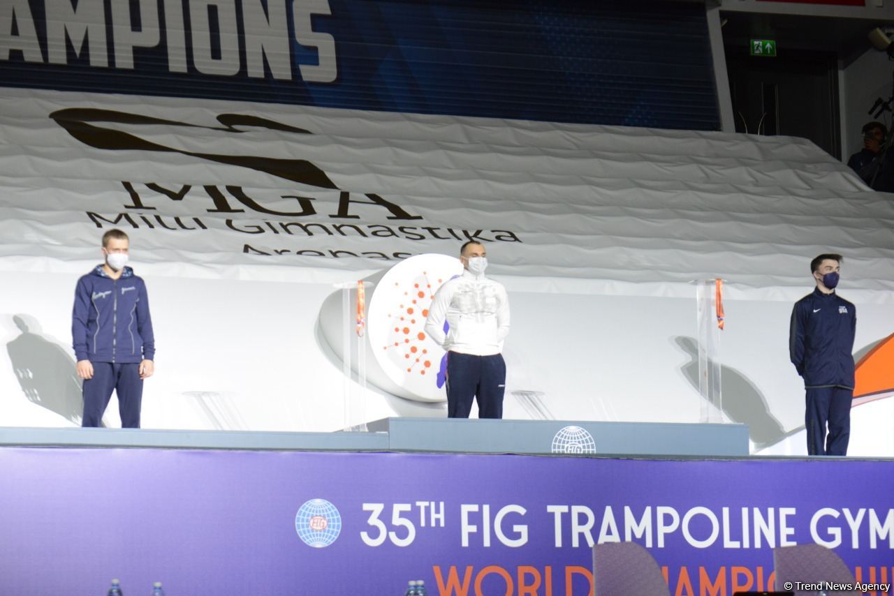 Baku holds award ceremony of winners in double mini-trampoline, tumbling of 35th FIG World Championships (PHOTO)