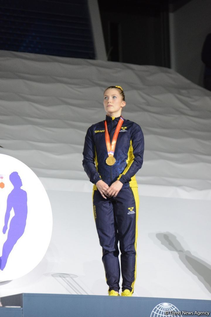 Baku holds award ceremony of winners in double mini-trampoline, tumbling of 35th FIG World Championships (PHOTO)