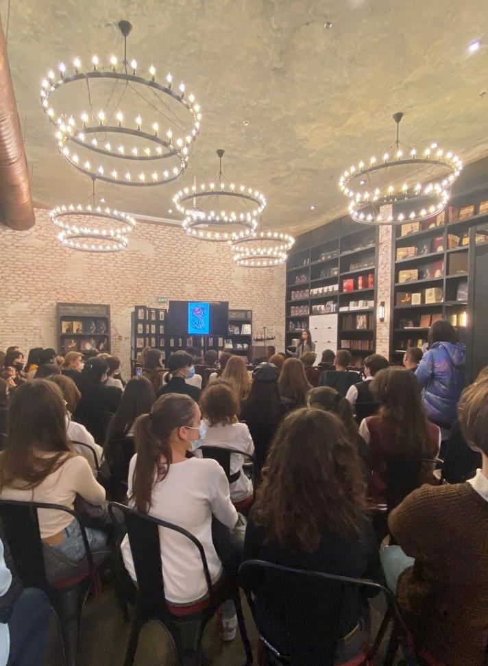 В Баку представлены уникальные произведения московского коллекционера (ФОТО)