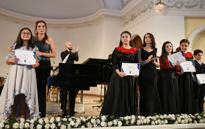 Gənclərə dəstək – 5 лет! Музыкальный праздник талантливой молодежи в Филармонии (ФОТО/ВИДЕО)