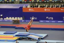 В ходе Всемирных соревнований среди возрастных групп по прыжкам на батуте и тамблингу в Баку стартовали финальные соревнования (ФОТО)