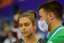 Радость победы – лучшие моменты первого дня Всемирных соревнований среди возрастных групп по прыжкам на батуте и тамблингу (ФОТО)